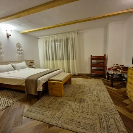 Din Padurea Valeni Case de vacanță *